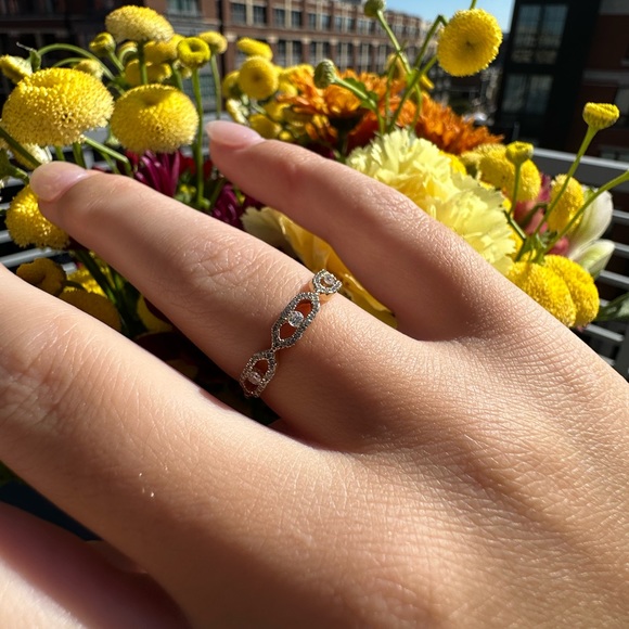 Hexagon Floating Natural Diamond Band in Solid 14k Yellow Gold - Picture 2 of 8